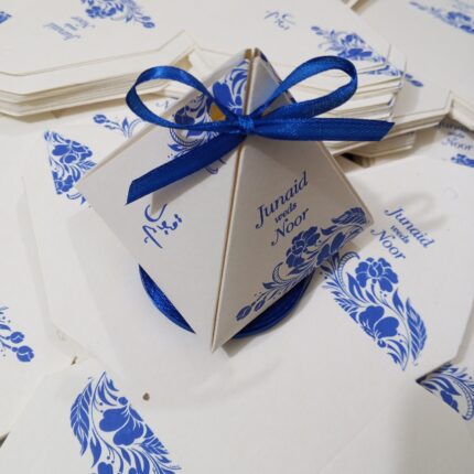 Elegent Pyramid Bid Box