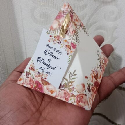 Floral Teringle Box With Tag